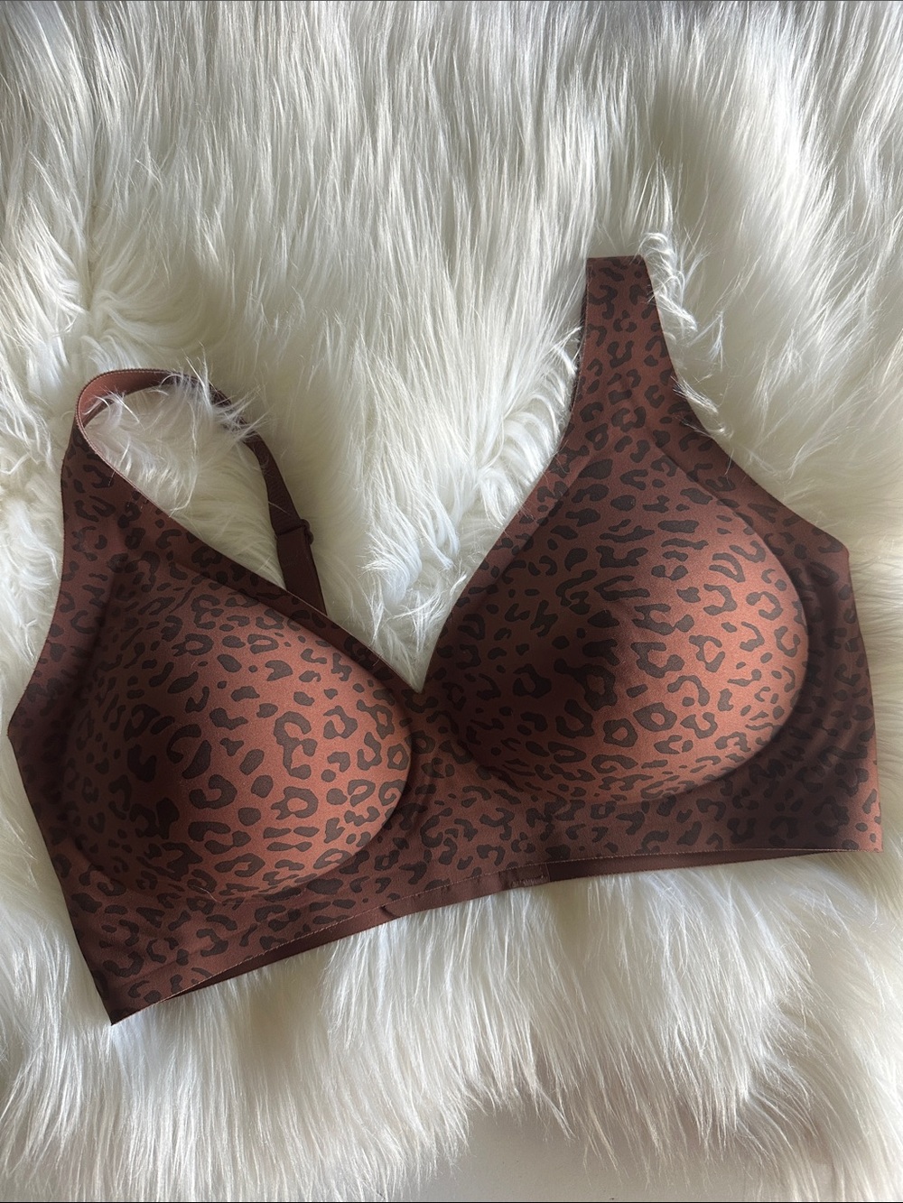 Shecurve Wireless, Deep V Push-up bra in Brown Leopard - Picture 3 of 5